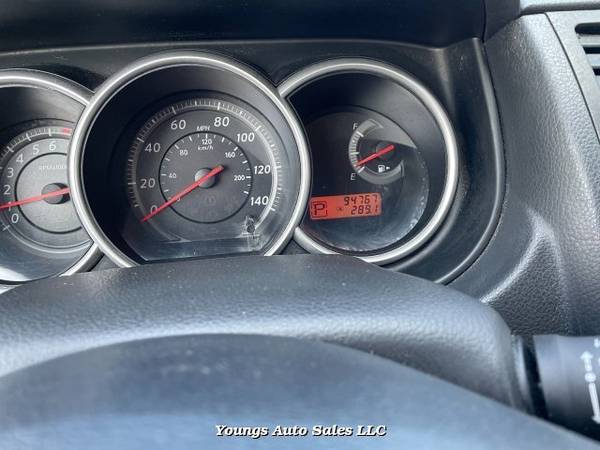 2012 Nissan Versa 1 8 SL Hatchback CVT - - by dealer for sale in Fort Atkinson, WI – photo 14