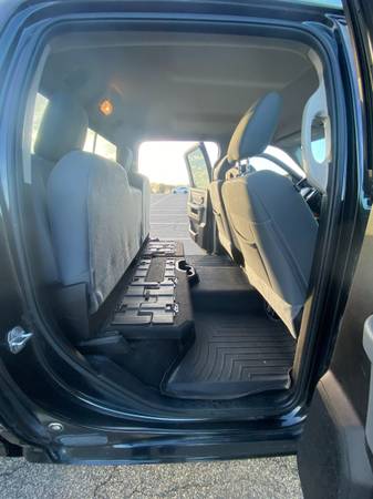 2019 RAM 1500 BIGHORN SLT CLASSIC - CREW CAB, 6 4 BOX - cars & for sale in Hamel, MN – photo 21