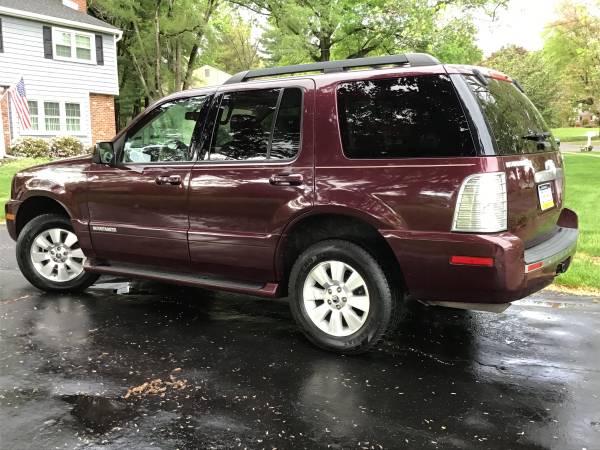 2008 Mercury Mountaineer AWD only 71, 000 miles, excellent for sale in Trenton, PA – photo 3