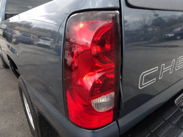 2006 Chevrolet SILVERADO 1500 IMMACULATE CONDITION + 90 DAYS... for sale in Roanoke, VA – photo 17
