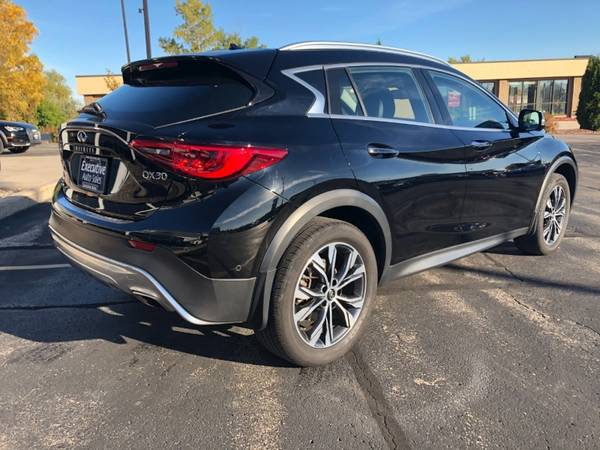 2017 INFINITI QX30 Premium AWD *Easy Financing* - cars & trucks - by... for sale in Green Bay, WI – photo 7