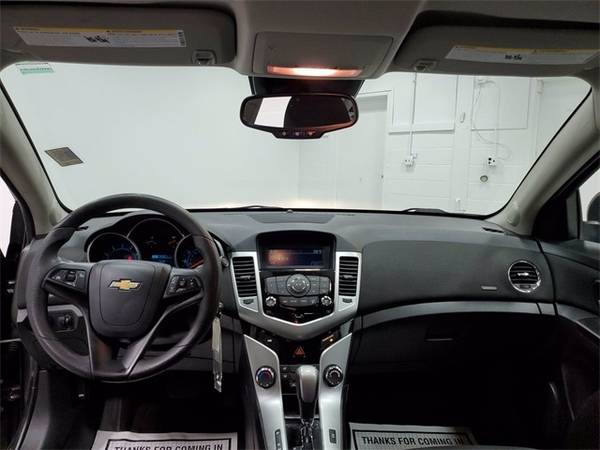 2016 Chevrolet Cruze Limited 1LT with - - by dealer for sale in Wapakoneta, OH – photo 23