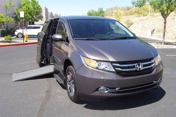 2015 Honda Odyssey Touring Elite Wheelchair Handicap Mobility Van for sale in Phoenix, CA – photo 3