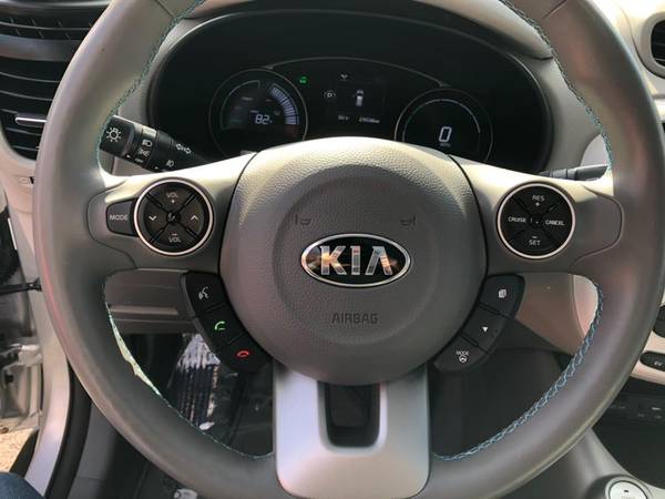 2017 Kia Soul EV fun and sun plus EV SPECIALIST-peninsula - cars & for sale in Daly City, CA – photo 21