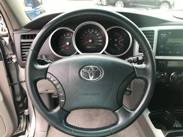 06 Toyota 4Runner 4WD w/ONLY 99K! 3RD ROW! 5YR/100K WARRANTY for sale in Methuen, NH – photo 13