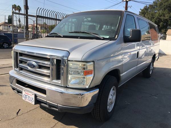 2009 Ford E350 Super Duty Passenger XLT Extended Van 3D LOW MILEAGE for sale in Rosemead, CA – photo 3