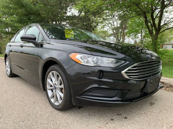 2017 Ford Fusion SE FWD - - by dealer - vehicle for sale in Flint, MI – photo 8