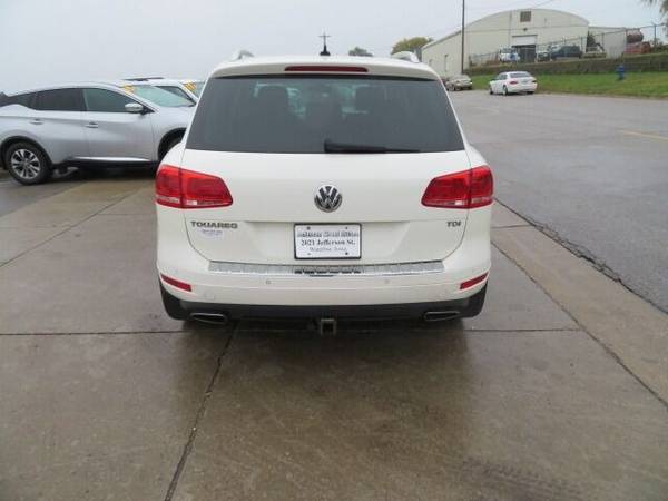 2012 VW Touareg TDI 4WD Diesel... 122,000 Miles... $11,900... New... for sale in Waterloo, IA – photo 4