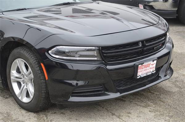 2020 Dodge Charger SXT - cars & trucks - by dealer - vehicle... for sale in Chicago, IL – photo 3