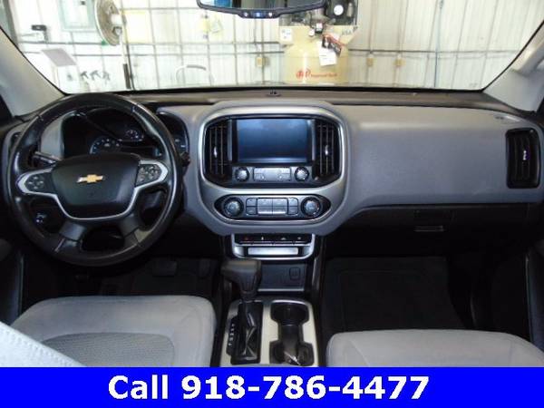 2019 Chevy Chevrolet Colorado 2WD LT pickup Gray for sale in Grove, AR – photo 18