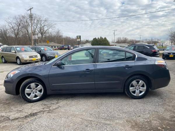 2008 Nissan Altima 4dr Sdn I4 CVT 2.5 S - cars & trucks - by dealer... for sale in CENTER POINT, IA – photo 6