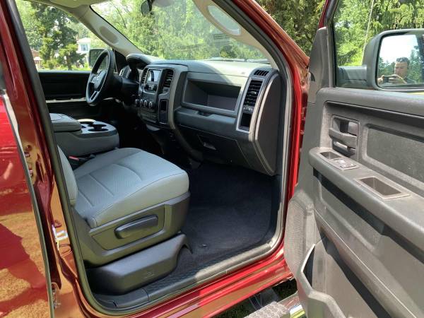 2017 RAM 1500 5.7 V8 4X4 ONLY 6k MILES for sale in Island Heights, NJ – photo 12