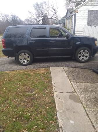 2007 Chevy Tahoe lt - cars & trucks - by owner - vehicle automotive... for sale in Gary, IL
