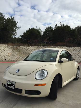 2010 VW Beetles Clean Title/Low Mileage - cars & trucks - by owner -... for sale in Austin, TX – photo 3