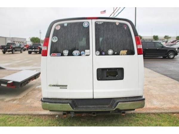 2015 Chevrolet Express 2500 van LT - - by dealer for sale in Chandler, OK – photo 5