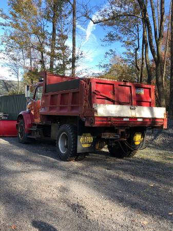 92 International 6 Wheel Dump Truck for sale in Seltzer, PA – photo 2
