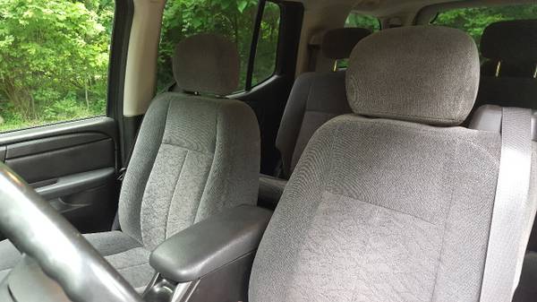 2005 GMC ENVOY XL (3rd Row Seats) for sale in Warsaw, IN – photo 23