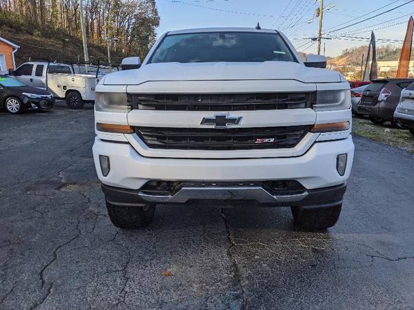 2016 Chevrolet Silverado 1500 LT Crew Cab 4WD - cars & trucks - by... for sale in Knoxville, NC – photo 2