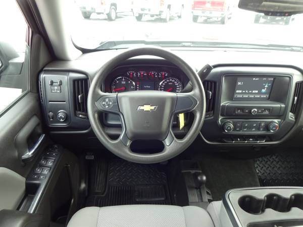 2017 Chevrolet Silverado 1500 Custom 4x4 4dr Double Cab 6 5 ft SB for sale in Minneapolis, MN – photo 15