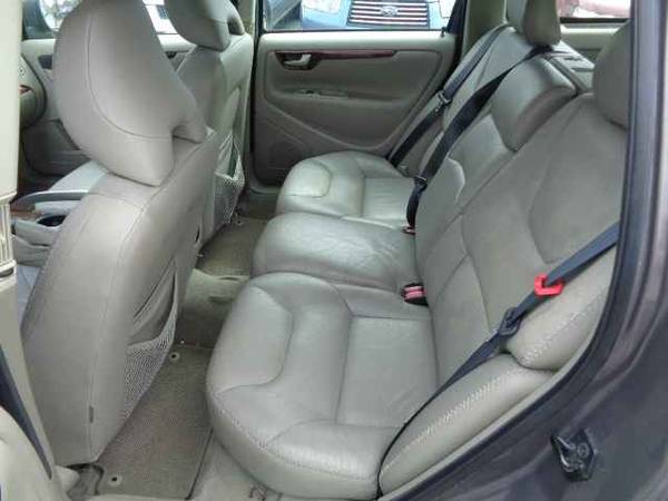 2005 Volvo XC70 AWD Wagon 2 5L I5 F - - by dealer for sale in Purcellville, District Of Columbia – photo 8