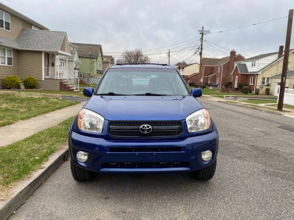 2005 Toyota RAV4 Limited 4WD * 134k miles - cars & trucks - by owner... for sale in Garfield, NJ – photo 2