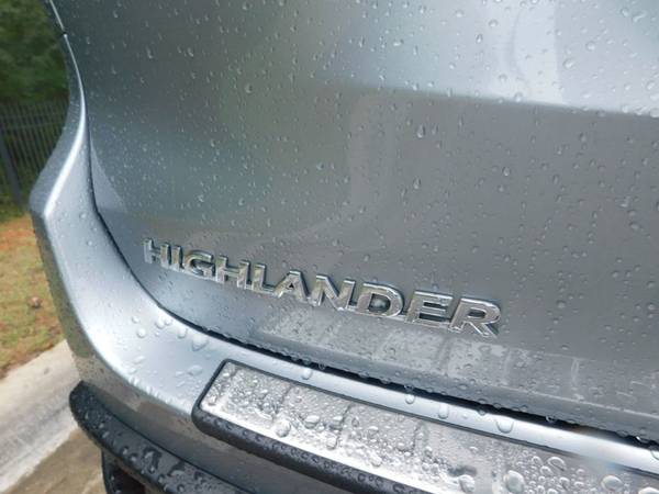 2015 *Toyota* *Highlander* *FWD 4dr V6 XLE* SILVER for sale in Fayetteville, AR – photo 21