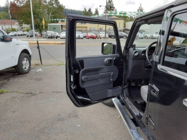 2008 Jeep Wrangler 4WD 4dr Unlimited X for sale in Portland, OR – photo 21