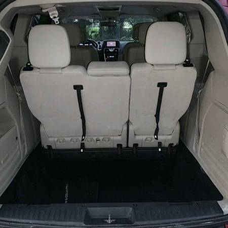 2012 CHRYSLER TOWN & COUNTRY 131,475 MILES - cars & trucks - by... for sale in Fort Myers, FL – photo 12