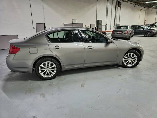 2009 INFINITI G - Financing Available! - cars & trucks - by dealer -... for sale in Glenview, IL – photo 6
