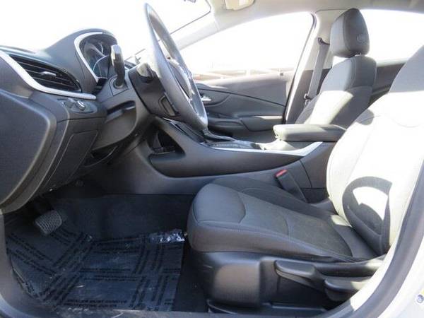2018 Chevrolet Volt hatchback LT (Silver Ice Metallic) - cars & for sale in Lakeport, CA – photo 4