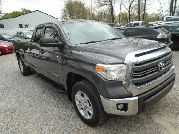 2015 Toyota Tundra Double-Cab 4x4 ( 1 Owner ) 5 7L 8 Bed - cars & for sale in Hickory, TN – photo 3