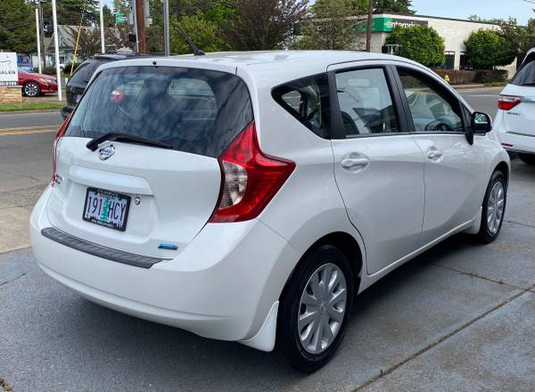2014 NISSAN VERSA NOTE LOW MILES! - - by dealer for sale in Hillsboro, OR – photo 4