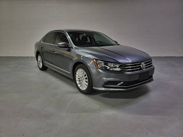 2016 Volkswagen Passat SE 1.8t LOADED - cars & trucks - by dealer -... for sale in Northbrook, IL – photo 7
