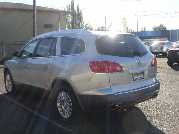 2011 BUICK ENCLAVE CXL ALL WHEEL DRIVE- HOME OF "YES WE CAN"... for sale in Medford, OR – photo 5