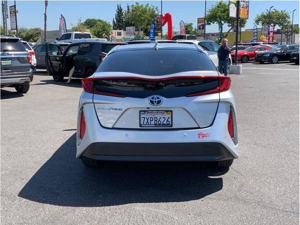 2017 Toyota Prius Prime Advanced Hatchback 4D for sale in Santa Ana, CA – photo 4