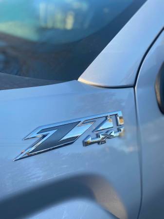 2017 GMC Sierra 1500 SLE Z71 WE FINANCE ANYONE!!! - cars & trucks -... for sale in Harpswell, ME – photo 10