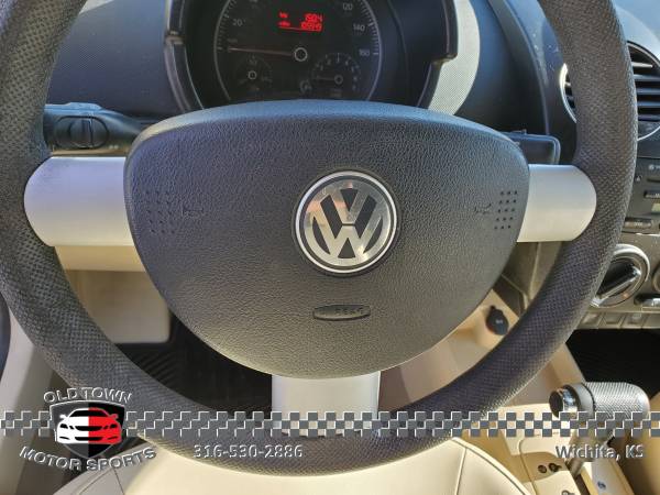 2007 Volkswagen Beetle Convertible - New Top, Leather, Low Miles!! -... for sale in Wichita, OK – photo 10