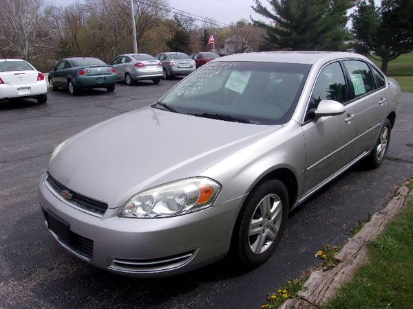 2006 chevy impala LS 4 DR - - by dealer - vehicle for sale in Hortonville, WI