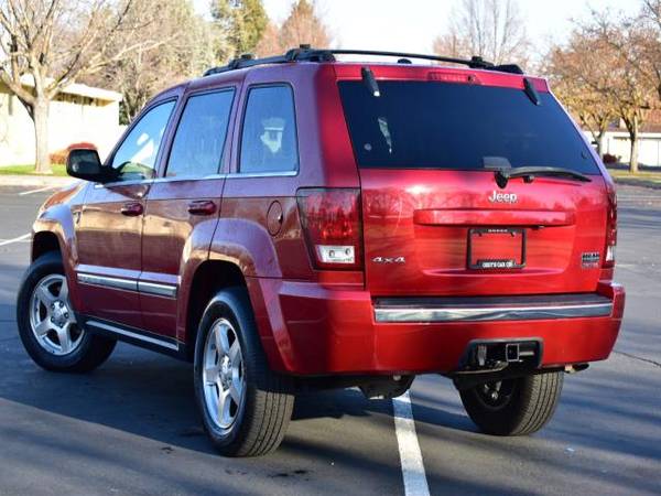 2005 Jeep Grand Cherokee 4dr Limited 4WD - cars & trucks - by dealer... for sale in Garden City, ID – photo 3