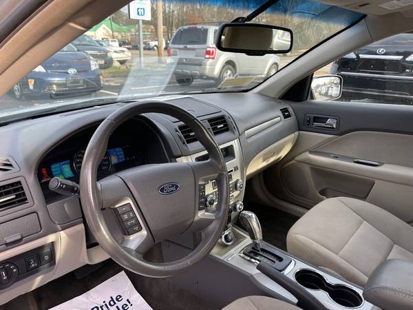 2011 Ford Fusion Hybrid 94,000 miles 40+mpg - cars & trucks - by... for sale in Walpole, MA – photo 17