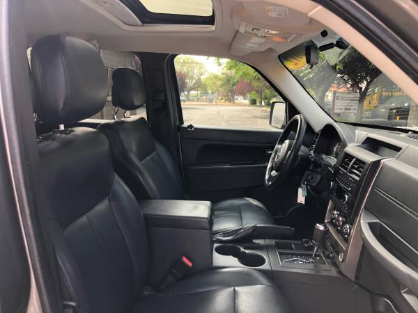 2012 Jeep Liberty SPORT- LEATHER, 4x4, SUNROOF, LOW MIs, GREAT... for sale in Sparks, NV – photo 14