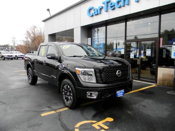 2017 Nissan Titan SV Crew Cab 4WD - cars & trucks - by dealer -... for sale in Plaistow, MA – photo 2