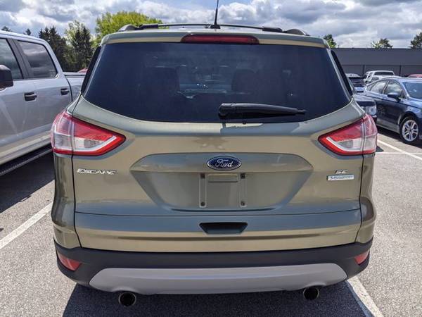 2013 Ford Escape SE SKU: DUB21796 SUV - - by dealer for sale in Westlake, OH – photo 8