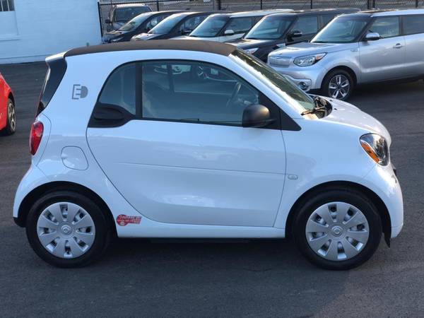 2017 Smart Fortwo Electric Drive ev specialist -peninsula - cars &... for sale in Daly City, CA – photo 6