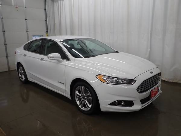 2016 Ford Fusion Hybrid Titanium for sale in Perham, ND – photo 17