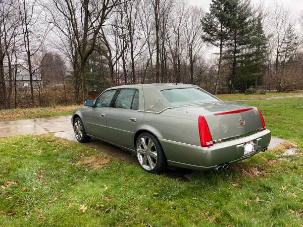 2006 Cadillac DTS *OBO* - cars & trucks - by owner - vehicle... for sale in Cleveland, OH – photo 2