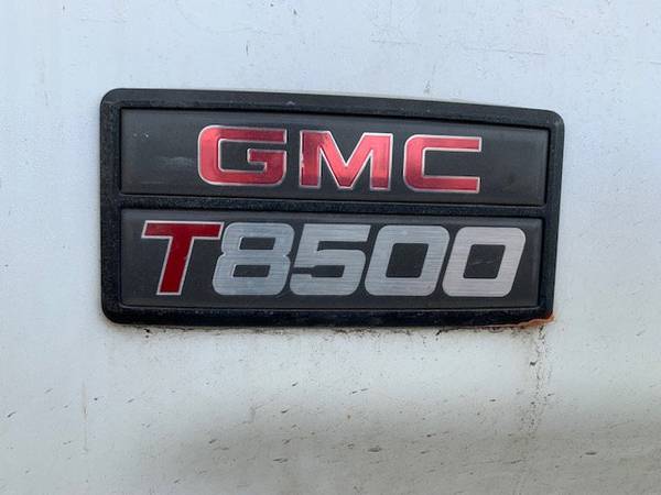 2007 GMC T-8500 EXTENDED CAB OVER BOX TRUCK WITH SIDE - cars & for sale in Massapequa, TX – photo 23