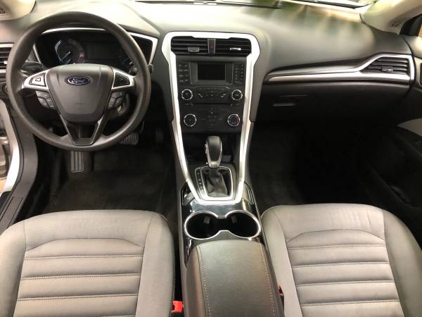 2015 Ford Fusion SE - cars & trucks - by owner - vehicle automotive... for sale in Rochester , NY – photo 9