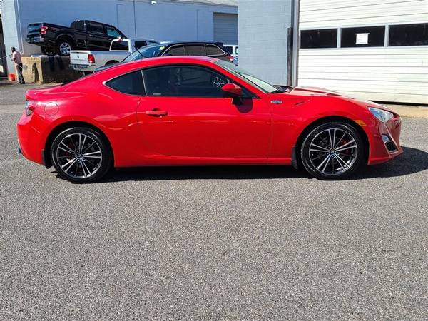 2013 SCION FR-S COUPE 6 SPEED MANUAL - cars & trucks - by dealer -... for sale in Lakewood, NJ – photo 4