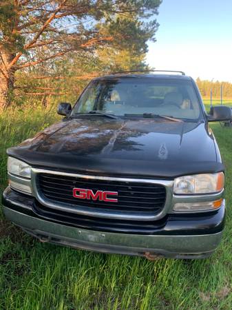 GMC Yukon XL SLT 4x4 2002 - cars & trucks - by owner - vehicle... for sale in South Range, MN – photo 2